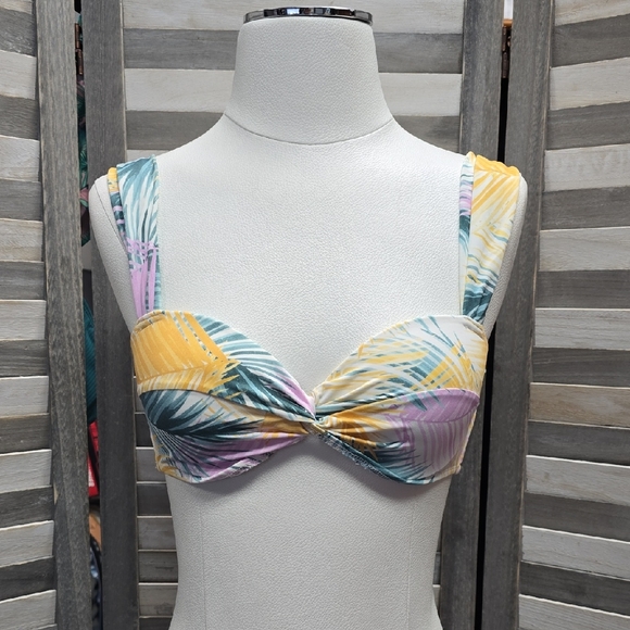 Multicolor Tropical Bikini Top | Shade & Shore | 34C - Picture 1 of 10